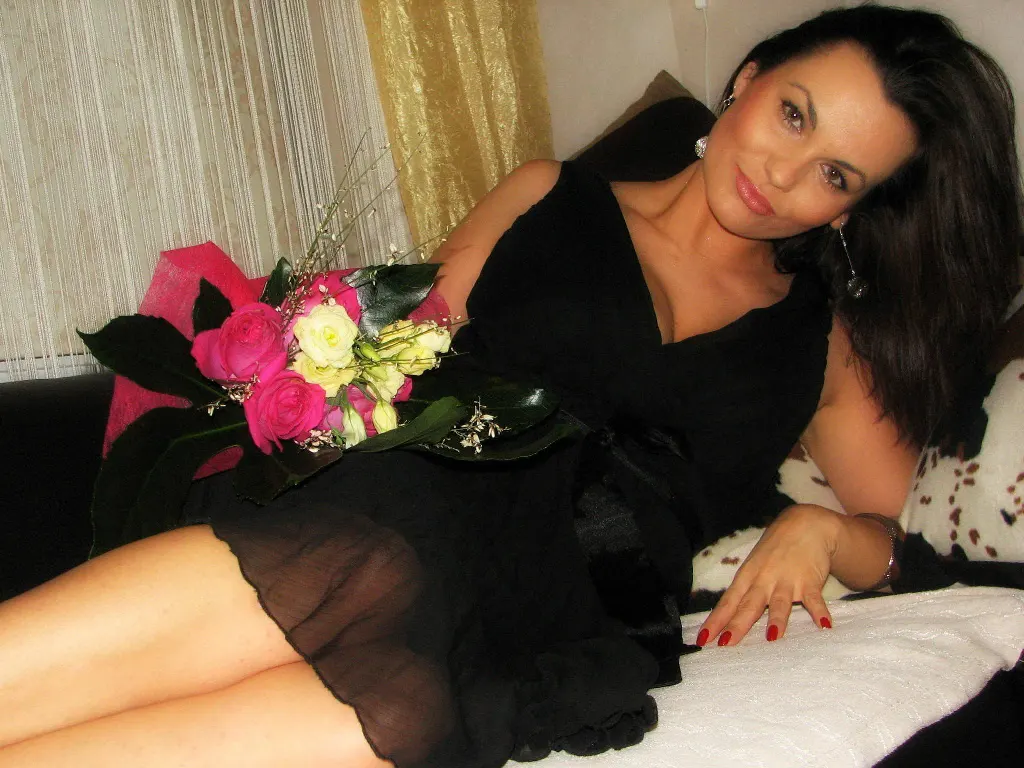 Yasmin28  image 1